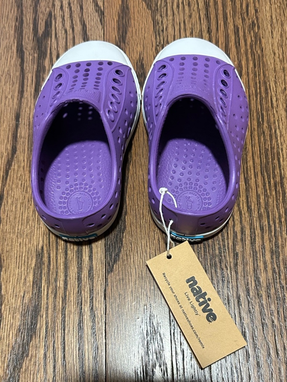 Native Jefferson Kids Shoes C4 Purple NWT Lightweight Slip-On - Picture 2 of 7